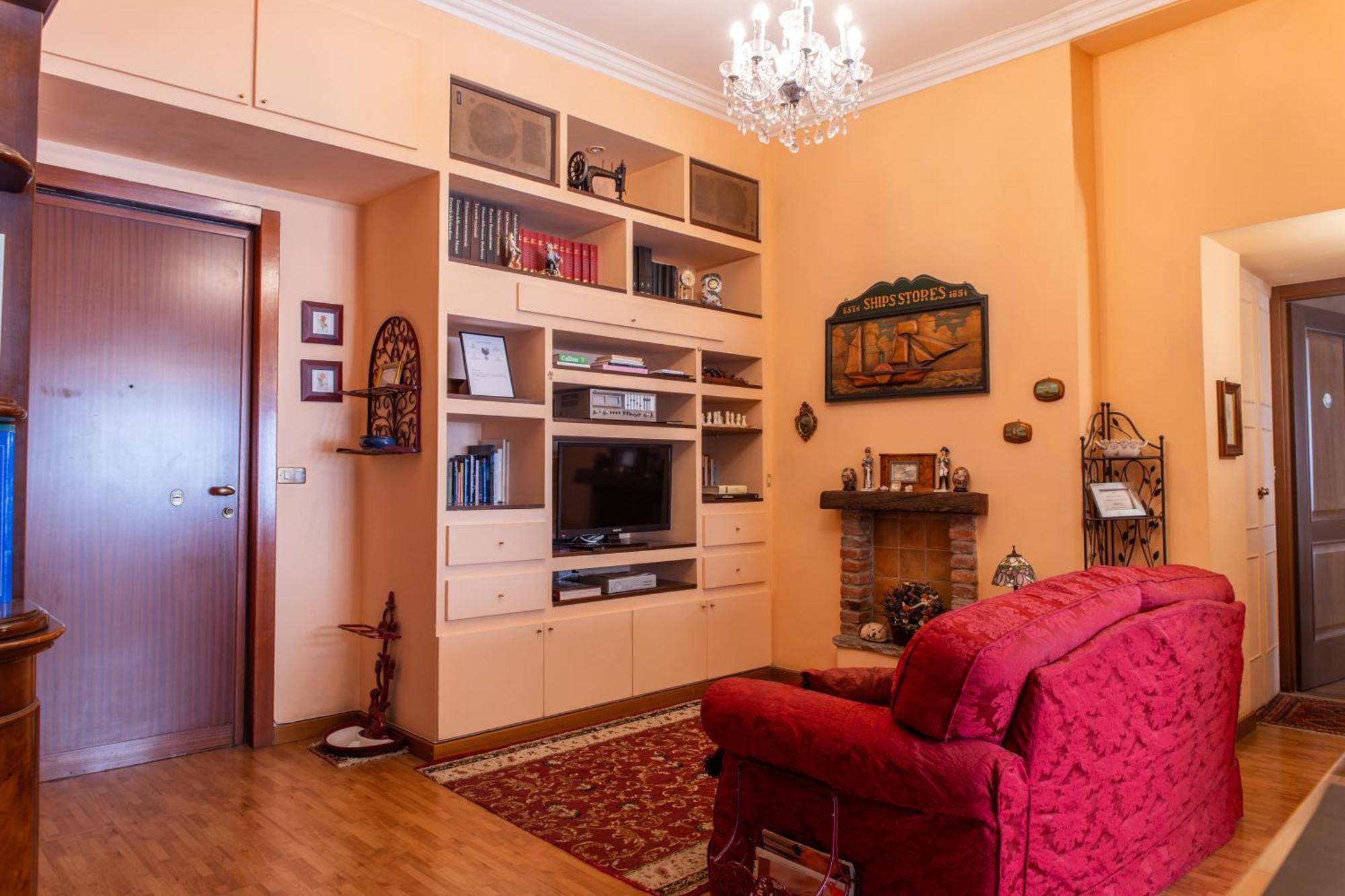 ミラノDuomo Walking Distance Elegant Flat With Viewアパートメント エクステリア 写真